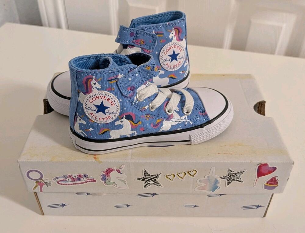 Converse Unisex-Child Chuck Taylor All Star 1v Unicorns Sneaker Toddler 6